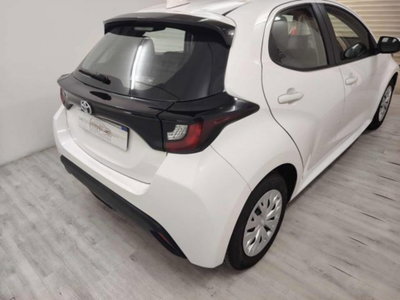 Toyota Yaris 1.0 5 porte Trend (3)