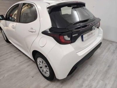 Toyota Yaris 1.0 5 porte Trend (4)