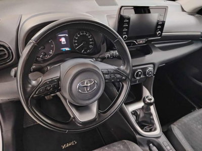 Toyota Yaris 1.0 5 porte Trend (7)