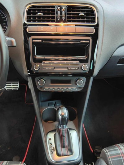 Volkswagen Polo 1.4 TSI DSG 3 porte GTI (5)