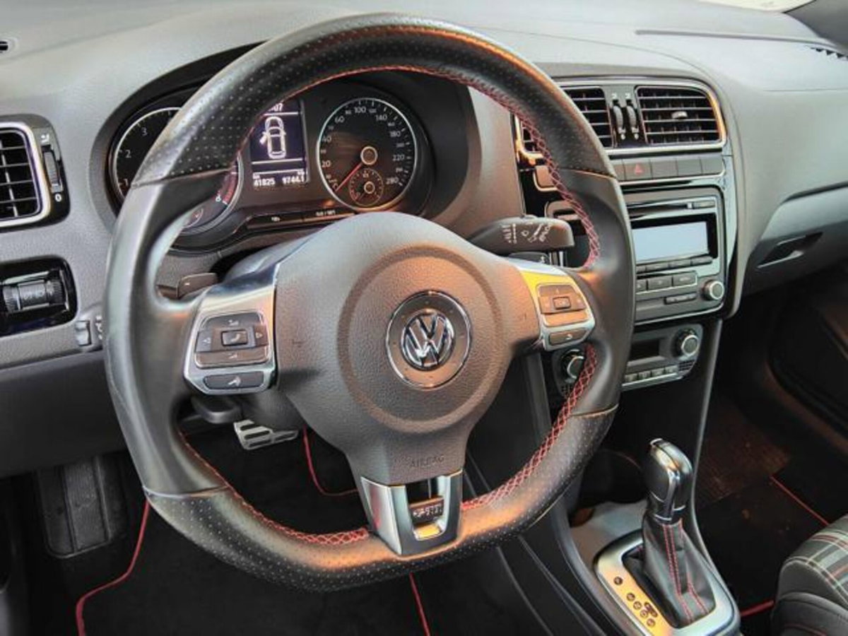Volkswagen Polo 1.4 TSI DSG 3 porte GTI (6)