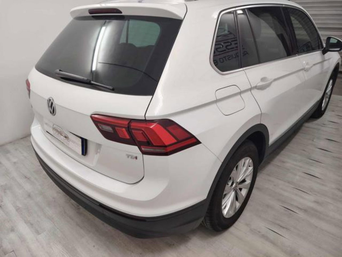 Volkswagen Tiguan 1.6 TDI SCR Style BlueMotion Technology (8)