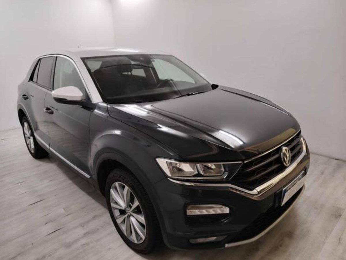 Volkswagen T-Roc 1.0 tsi Style 115cv (2)