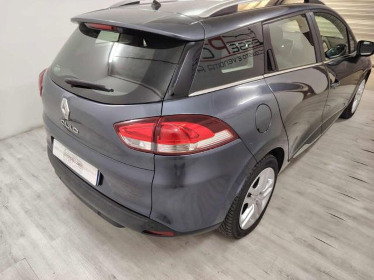Renault Clio Sporter dCi 8V 90CV Start&Stop Energy Duel2 (4)