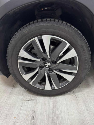 Peugeot 2008 120 S&S Allure (7)