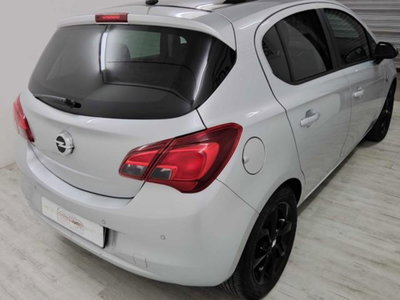 Opel Corsa 1.4 5 porte Advance (3)