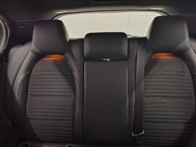 Mercedes-Benz GLA SUV 180 Sport (7)