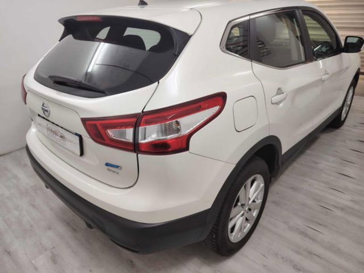 Nissan Qashqai 1.5 dCi Acenta (3)