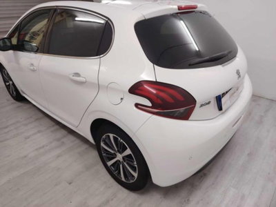 Peugeot 208 75 5 porte Allure (3)