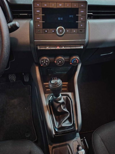 Renault Clio SCe 65 CV 5 porte Zen (5)