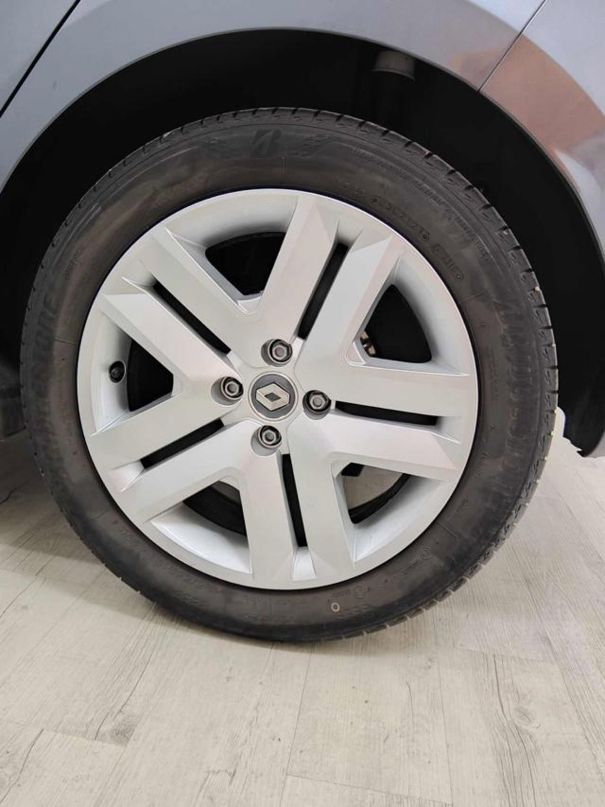 Renault Clio TCe 90 CV 5 porte Life (8)