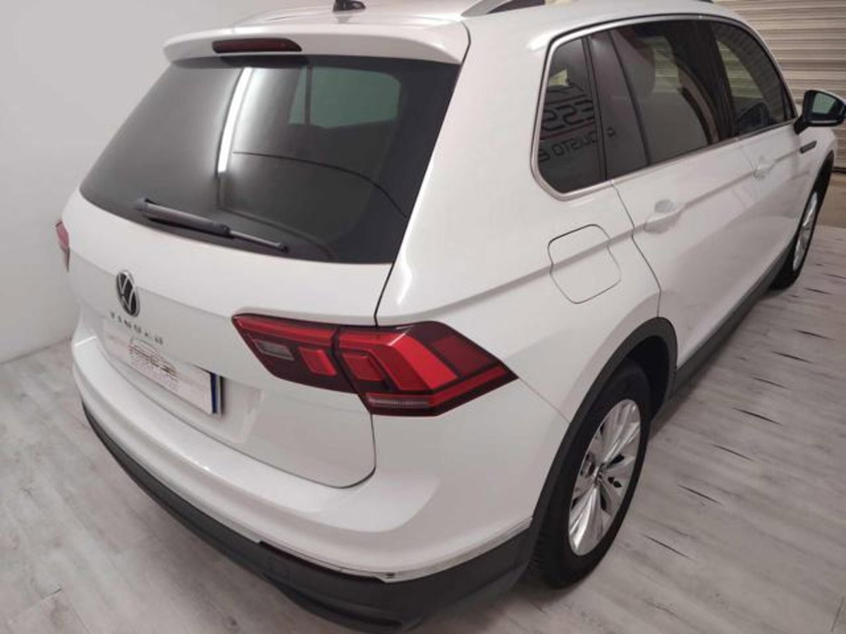 Volkswagen Tiguan 1.5 TSI ACT Life (3)