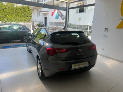 Alfa Romeo Giulietta 1.6 JTDm-2 Distinctive (11)