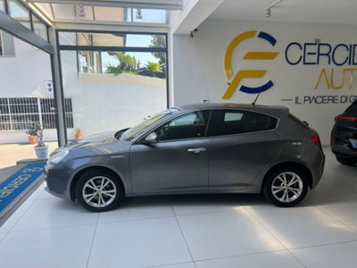 Alfa Romeo Giulietta 1.6 JTDm-2 Distinctive (9)