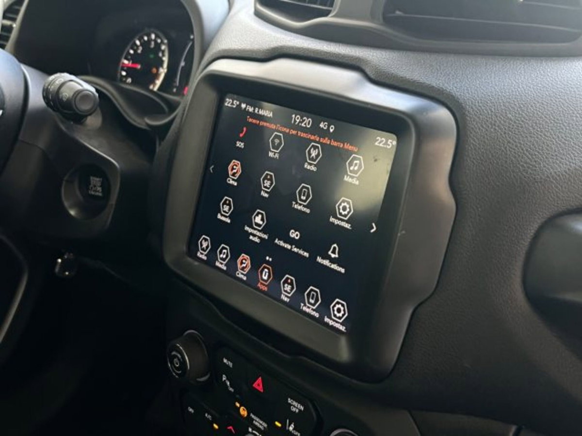 Jeep Renegade 1.6 Mjt 130 CV Limited (15)