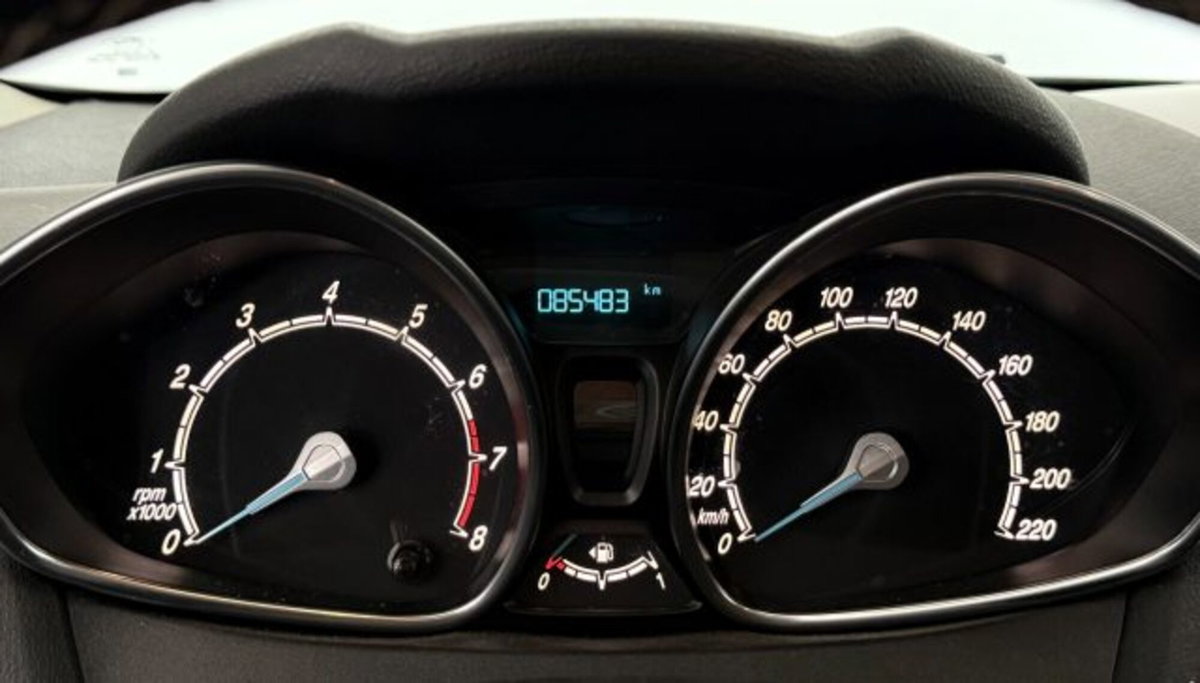 Ford Fiesta 1.0 EcoBoost 100CV 5 porte Black & White Edition (16)