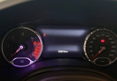 Jeep Renegade 1.6 Mjt DDCT 120 CV Limited (20)