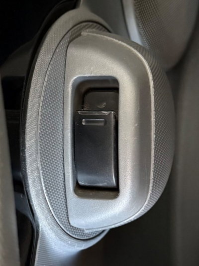 Toyota Aygo 1.0 12V VVT-i 5 porte (20)