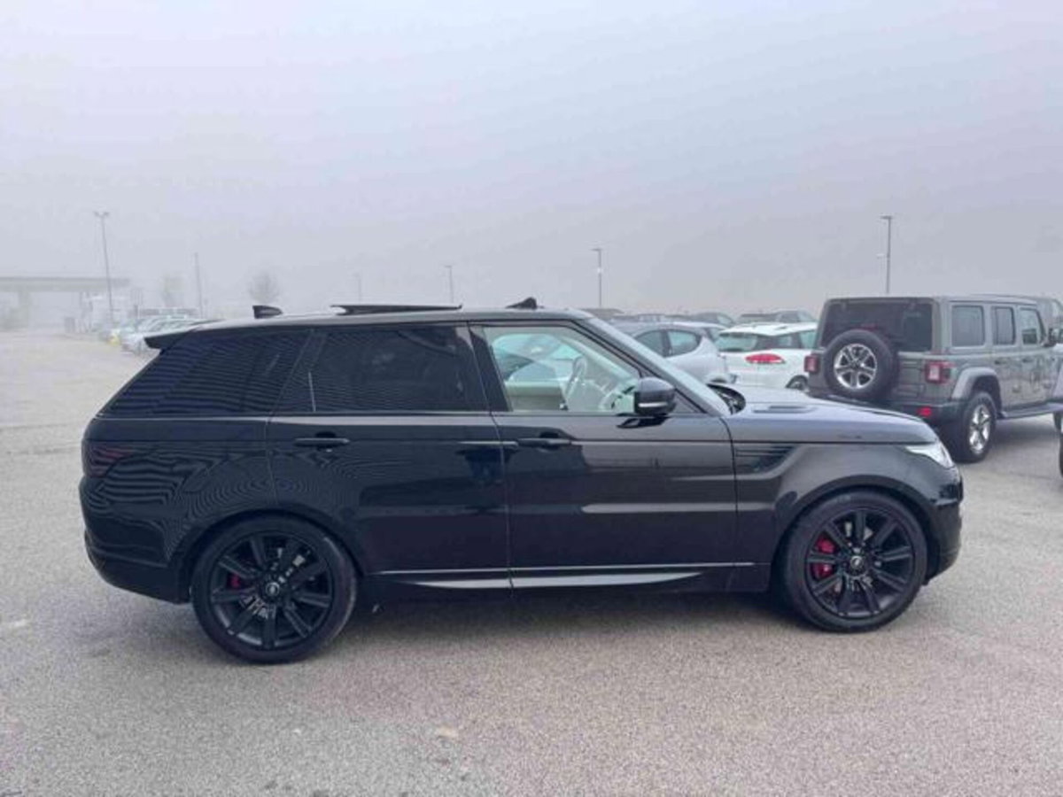 Land Rover Range Rover Sport 3.0 TDV6 HSE Dynamic (4)