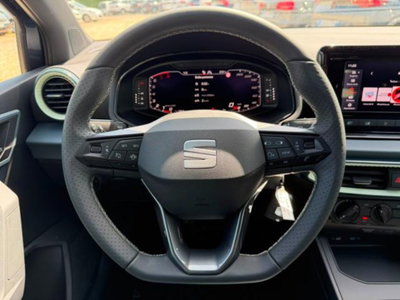 SEAT Arona 1.0 ecotsi Black Edition 115cv dsg (7)