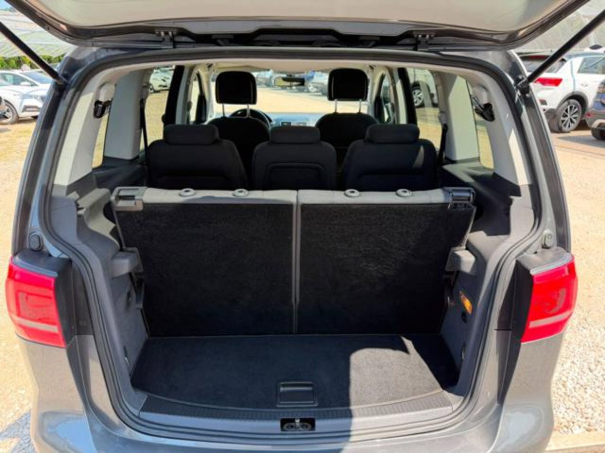 Volkswagen Touran 1.6 TDI Comfortline (11)