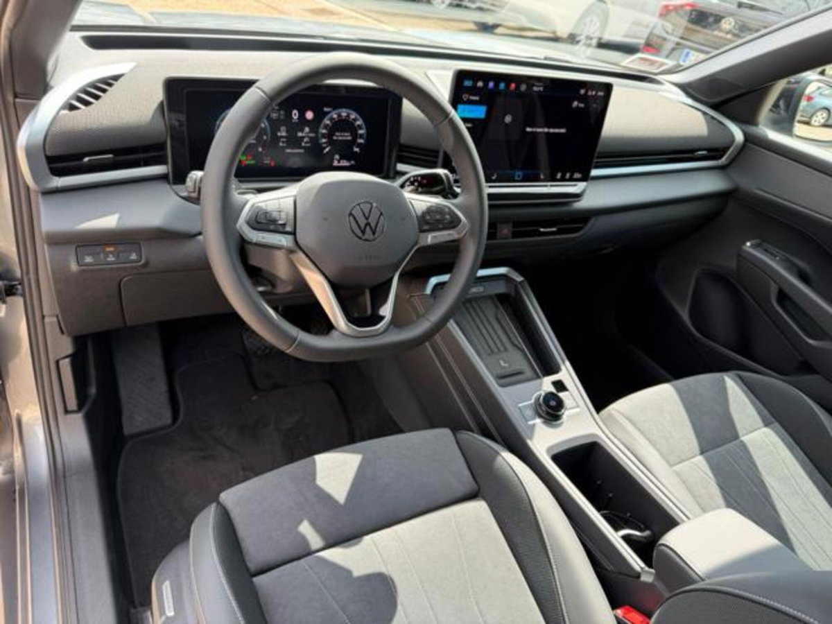Volkswagen T-Roc 1.5 etsi Style 115cv dsg (7)