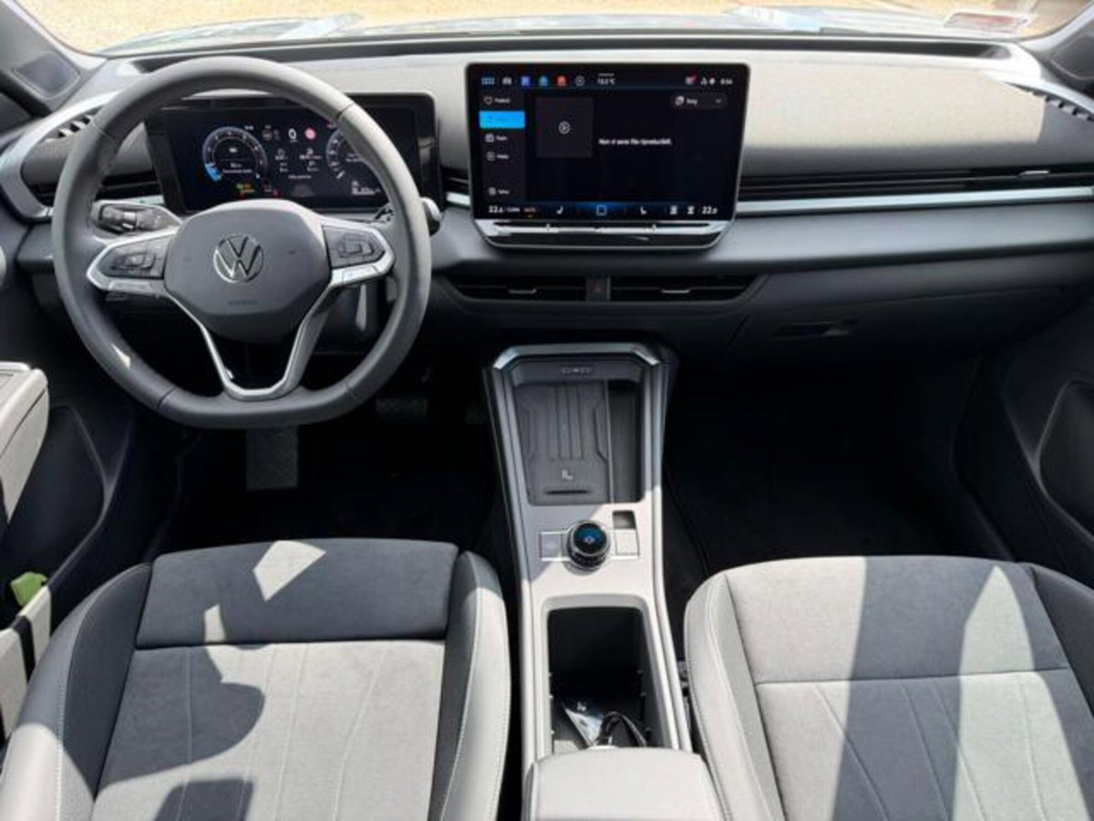Volkswagen T-Roc 1.5 etsi Style 115cv dsg (8)