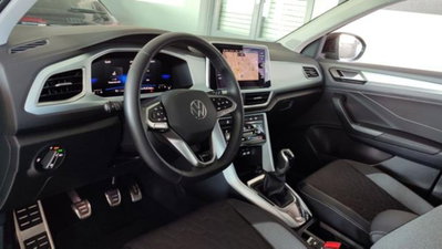Volkswagen T-Roc 1.0 tsi Style 115cv (6)