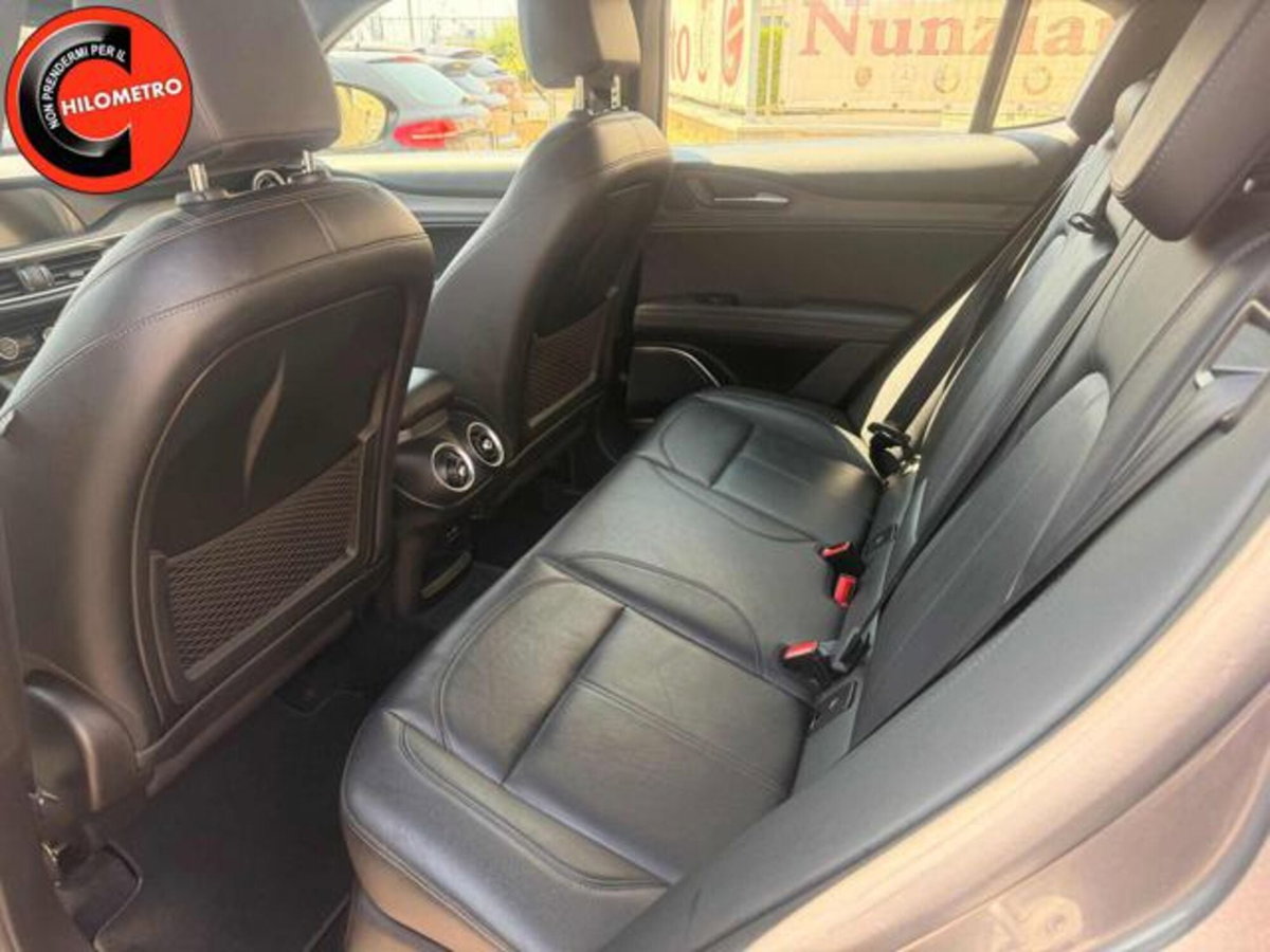 Alfa Romeo Stelvio Stelvio 2.2 Turbodiesel 210 CV AT8 Q4 Ti (6)