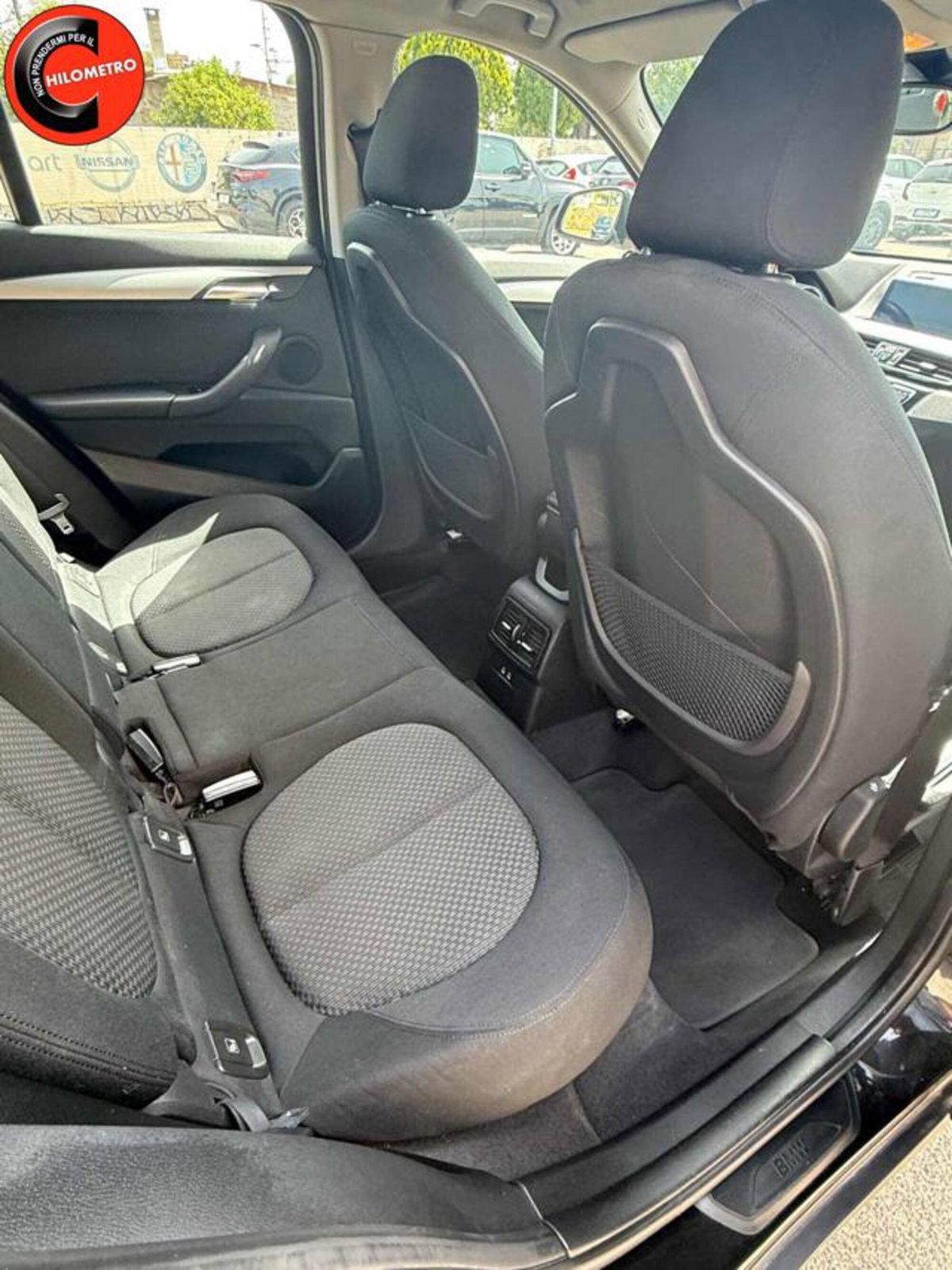 BMW X1 sDrive16d Business Advantage (16)