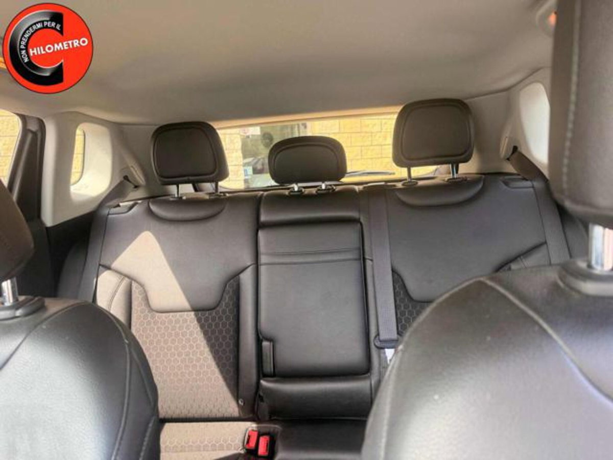 Jeep Compass 1.6 Multijet II 2WD Limited (10)