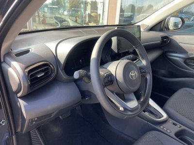 Toyota Yaris Cross 1.5h GR Sport Black Sky fwd 116cv e-cvt (2)