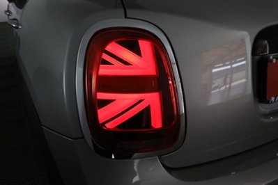 MINI Mini 1.5 Cooper Classic 5 porte (10)