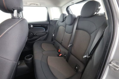 MINI Mini 1.5 Cooper Classic 5 porte (3)