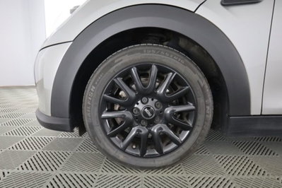 MINI Mini 1.5 Cooper Classic 5 porte (8)