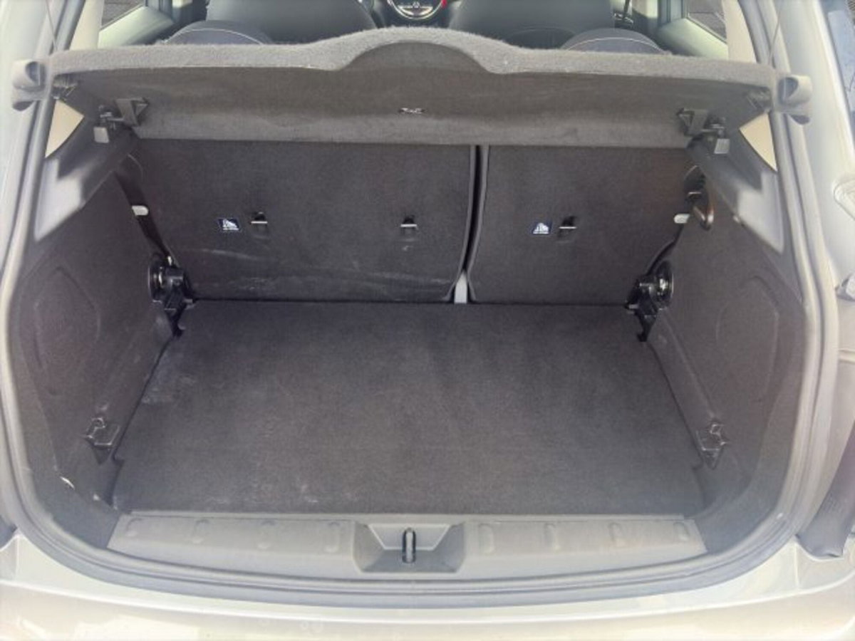 MINI Mini 1.5 Cooper Classic 5 porte (13)