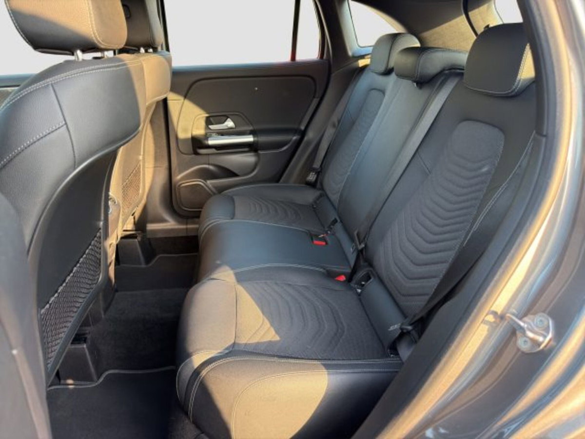 Mercedes-Benz CLA Shooting Brake 220 d Automatic 4Matic Shooting Brake Sport (11)