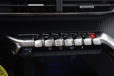 Peugeot 3008 BlueHDi 130 S&S Active (10)