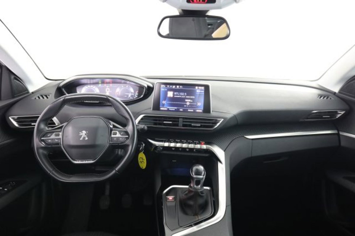 Peugeot 3008 BlueHDi 130 S&S Active (4)