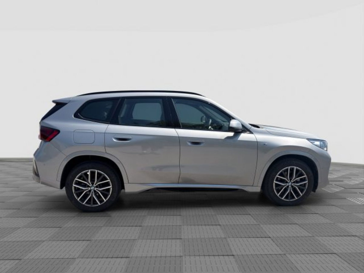 BMW X1 sDrive 18i Msport (6)