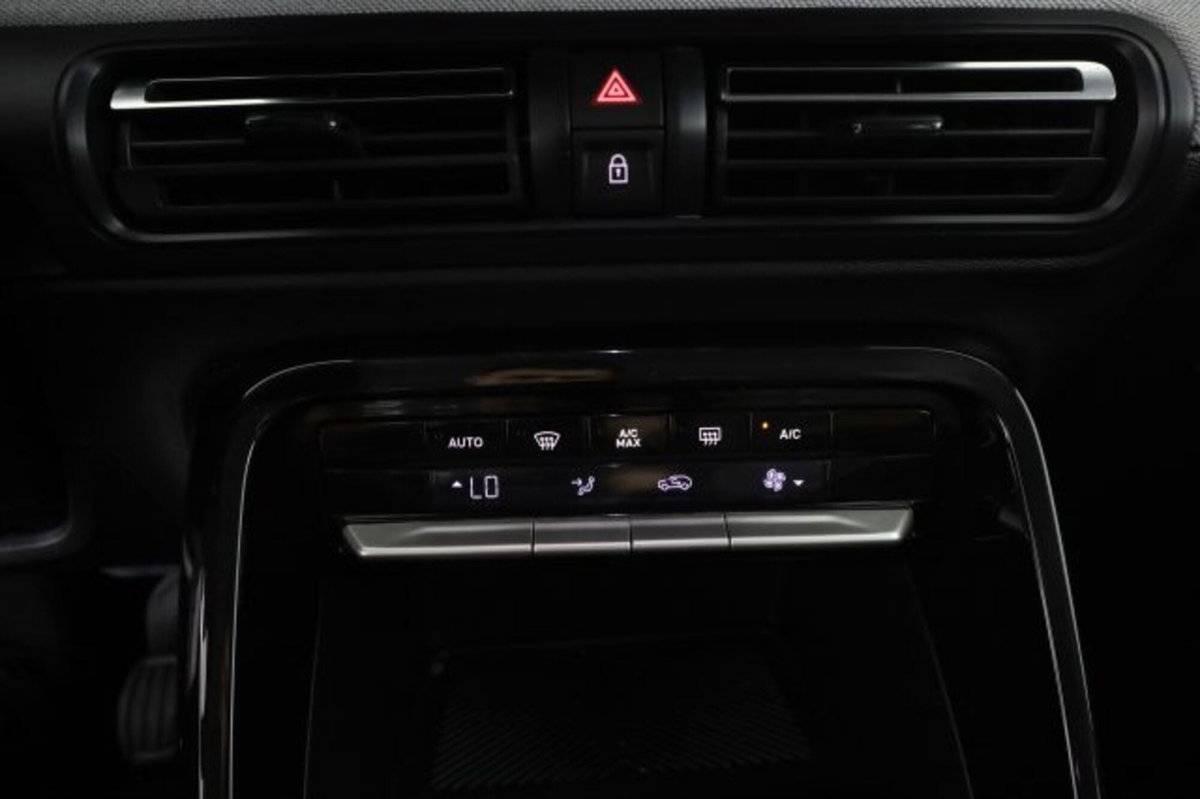 Citroen C3 Aircross 1.2 puretech turbo Plus 100cv (13)