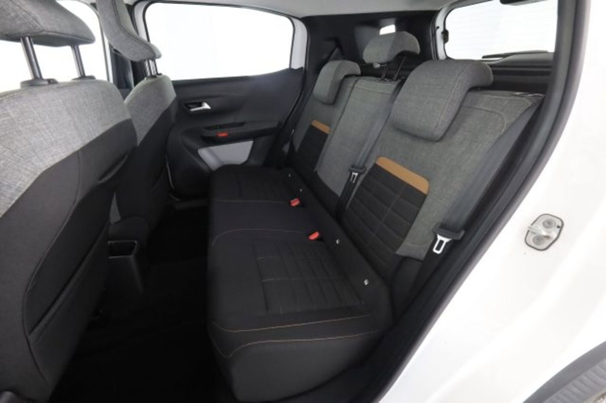 Citroen C3 Aircross 1.2 puretech turbo Plus 100cv (3)