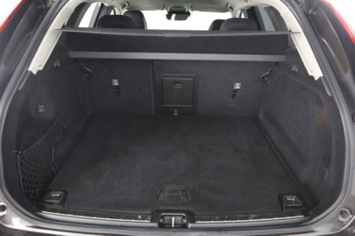 Volvo XC60 B4 (d) AWD Geartronic Business Plus (6)