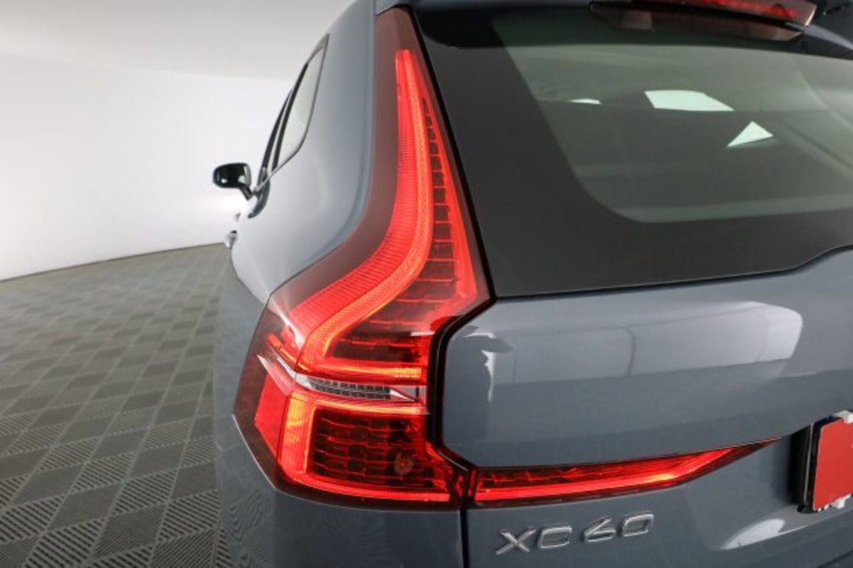 Volvo XC60 B4 Geartronic Momentum (10)