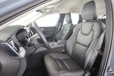 Volvo XC60 B4 Geartronic Momentum (2)