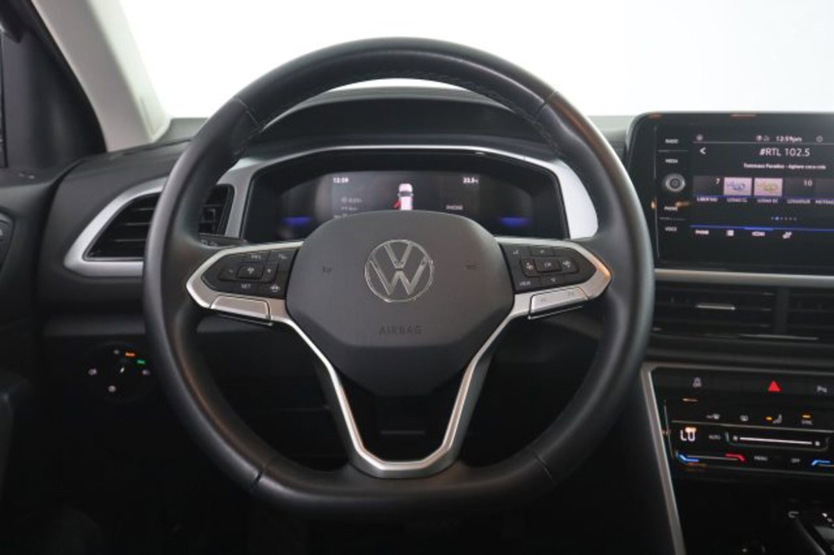Volkswagen T-Roc 1.5 tsi Life dsg (5)