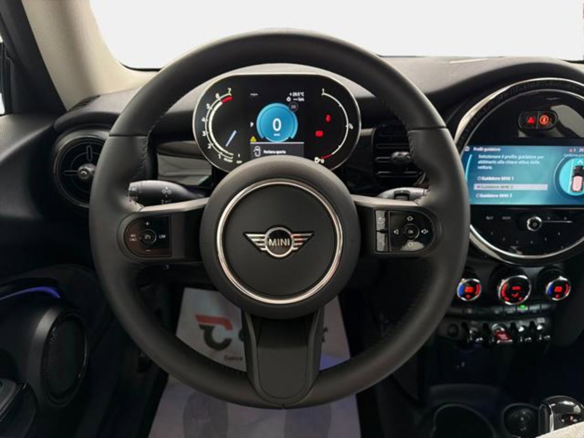 MINI Mini 1.5 Cooper Resolute (8)