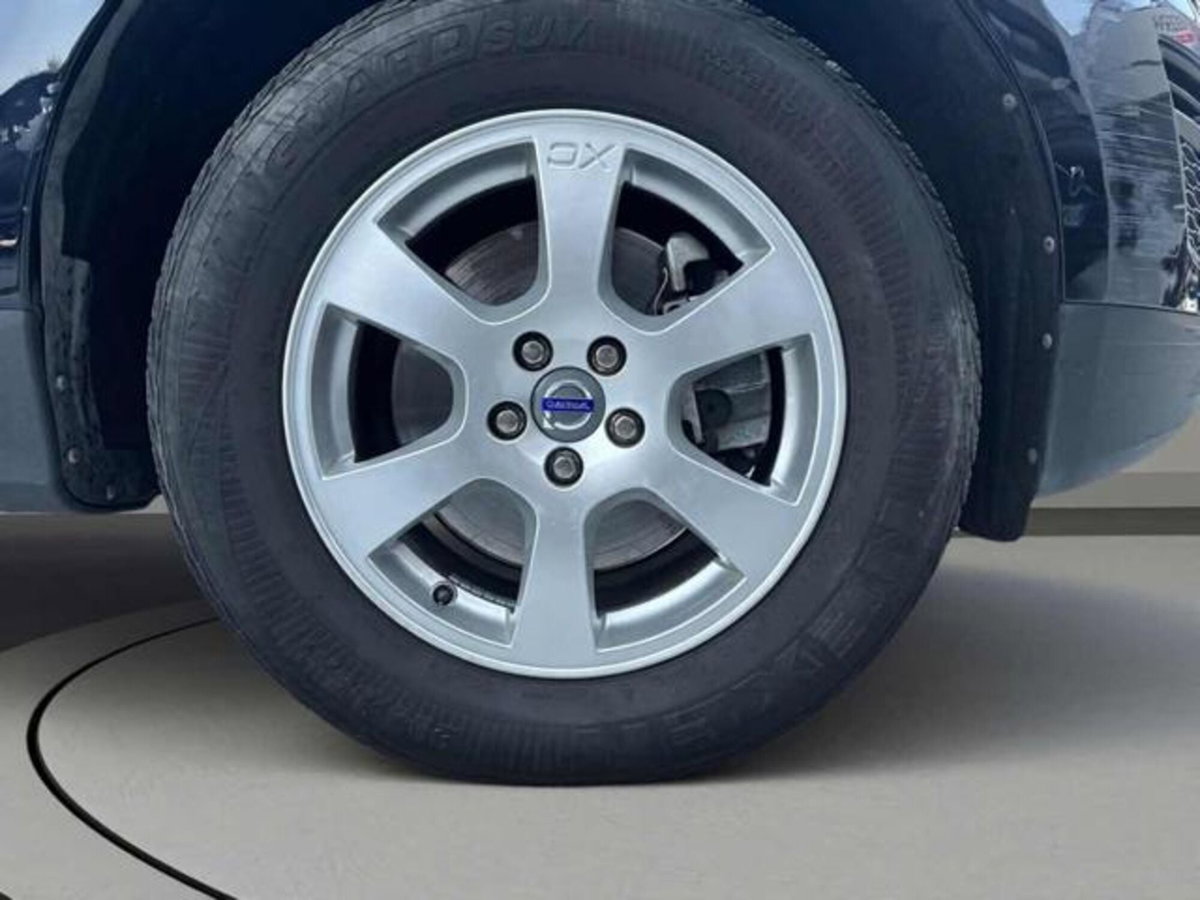 Volvo XC60 D5 AWD Geartronic Summum (15)