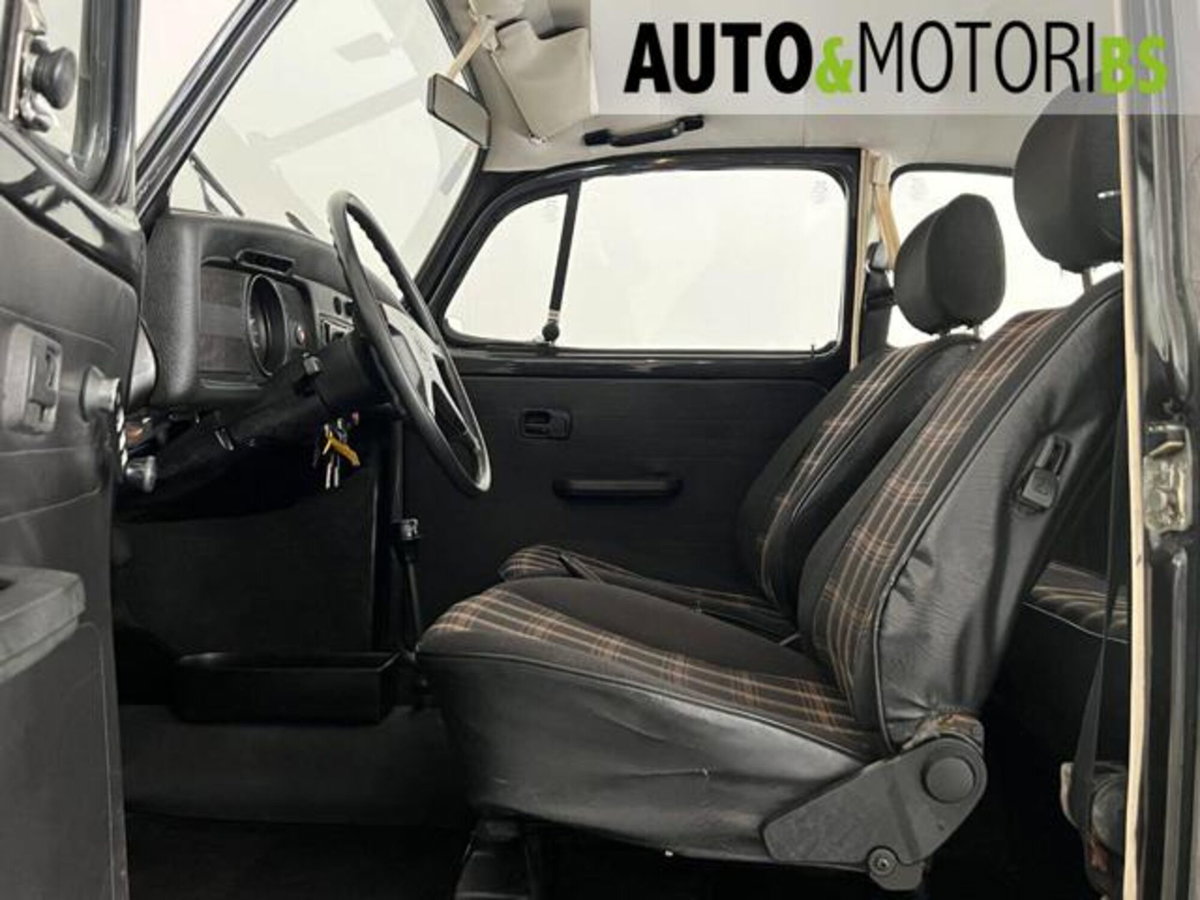 Volkswagen Maggiolino 1200 L (Messico) (9)