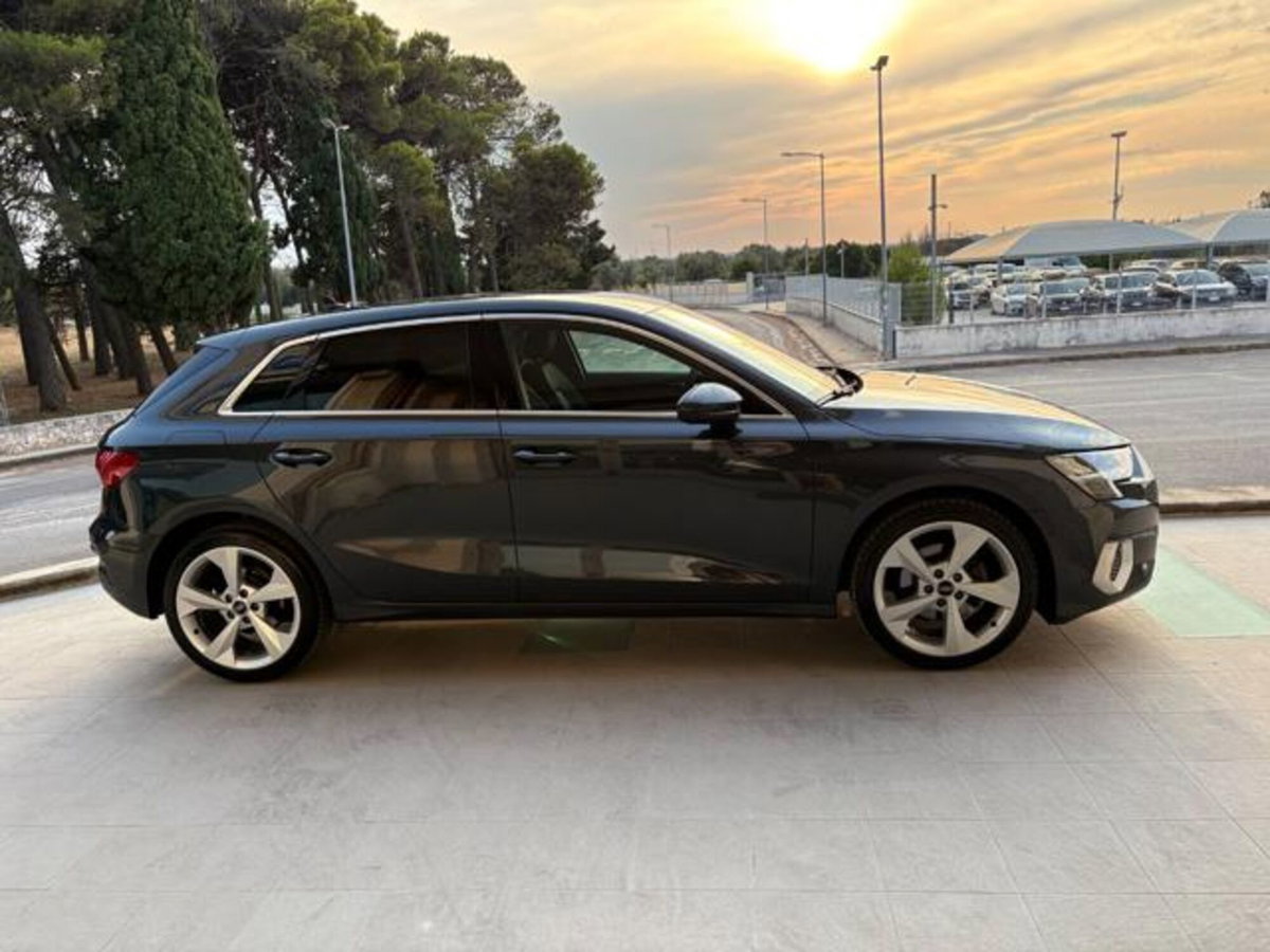 Audi A3 Sportback 30 TDI S tronic Business Advanced (4)